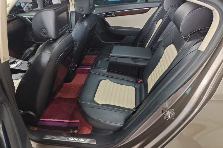大众 迈腾 2015款 2.0TSI 旗舰型中控内饰7004