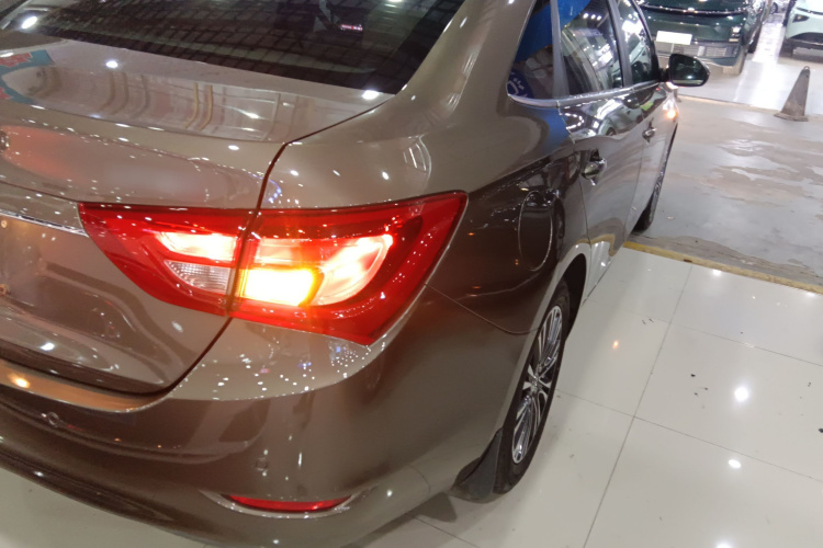 别克 英朗 2016款 18T 双离合精英型车身外观6005