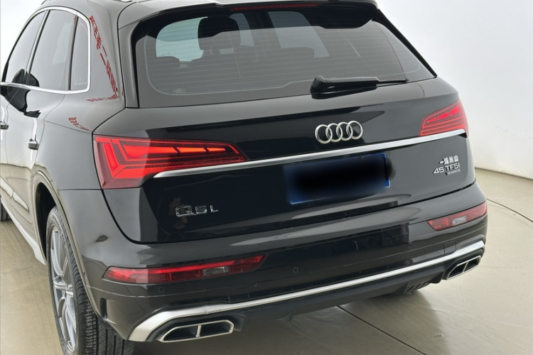奥迪Q5L 2022款 改款 45T 豪华动感型局部细节9003