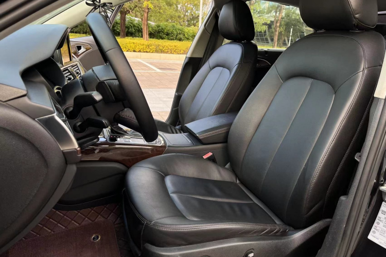 奥迪A6L 2014款 TFSI 标准型中控内饰7002