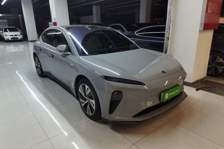 蔚来ET5 2022款 75kWh车身外观3