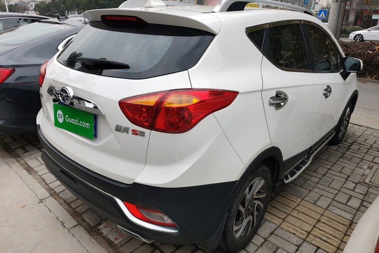 江汽集团 瑞风S3 2016款 1.5L 手动豪华智能型车身外观7