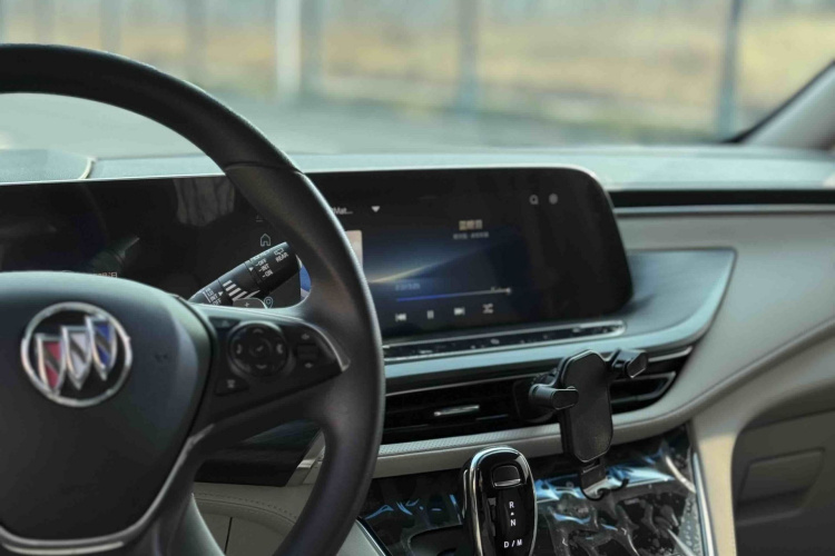 别克GL8 2023款 ES陆尊 舒适型中控内饰7006