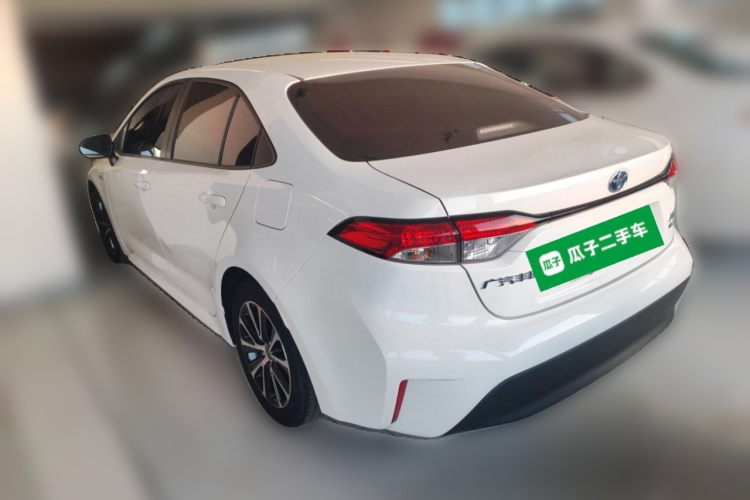 丰田 雷凌 2023款 智能电混双擎 1.8L 领先版车身外观6003