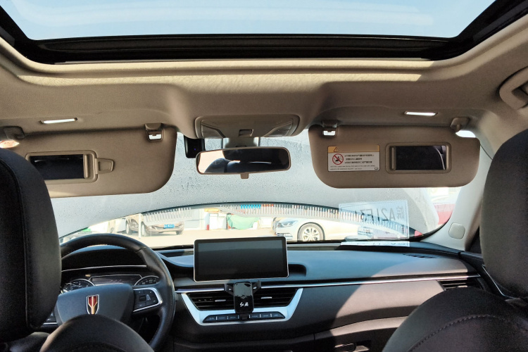 红旗H5 2020款 1.5T DCT旗悦版中控内饰22