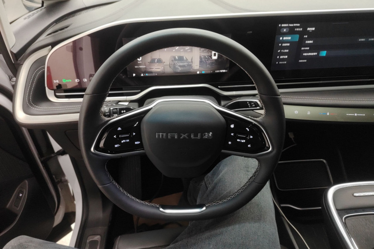 上汽大通MAXUS 大通G90 2022款 2.0T 星际旗舰版中控内饰13