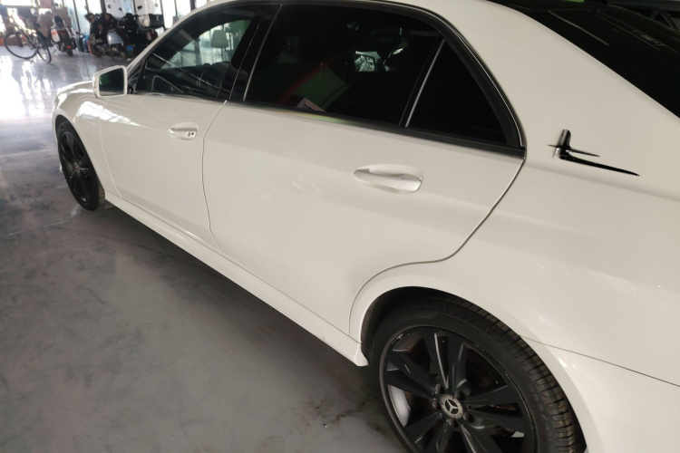 奔驰E级 2014款 E 300 L 运动型车身外观6003