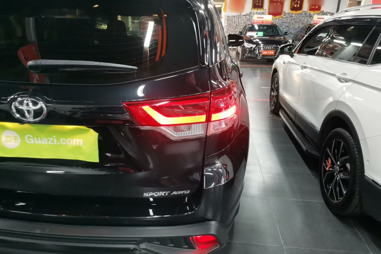 丰田 汉兰达 2021款 2.0T 四驱豪华版 7座车身外观6006