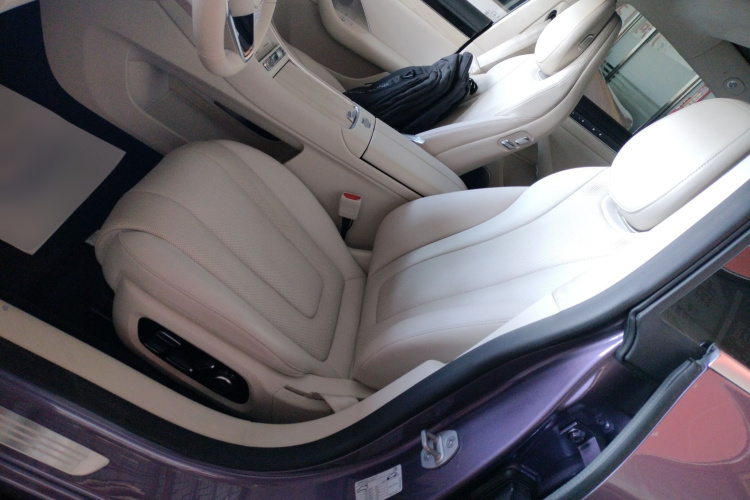 鸿蒙智行 智界S7 2025款 785km Ultra中控内饰19