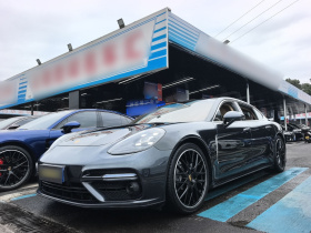 保时捷 2017款 Panamera 行政加长版 3.0T