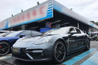 保时捷 2017款 Panamera 行政加长版 3.0T