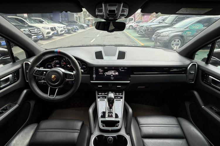 保时捷 2018款 Cayenne 3.0T中控内饰7002