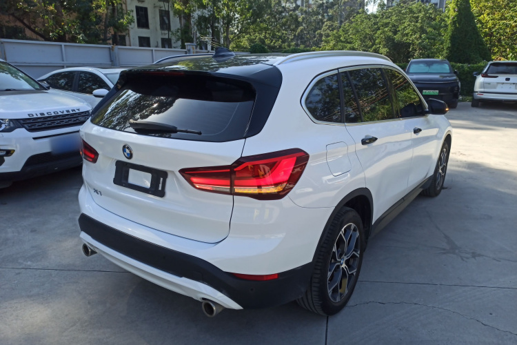 宝马X1 2020款 sDrive25Li 领先型车身外观7