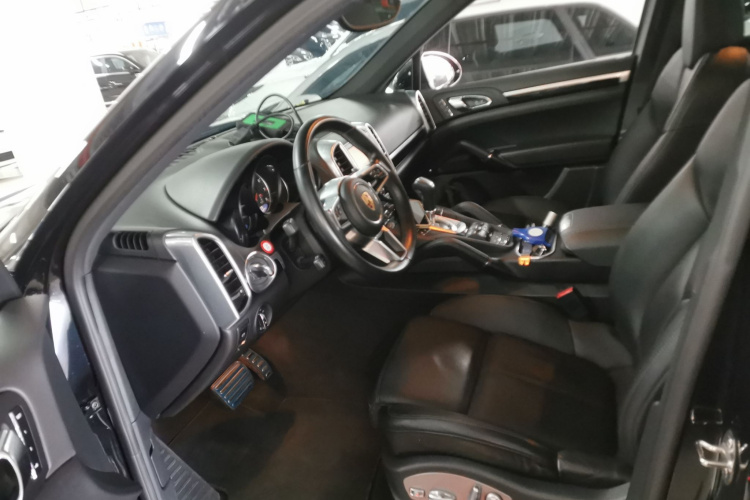 保时捷 2016款 Cayenne 3.0T中控内饰19