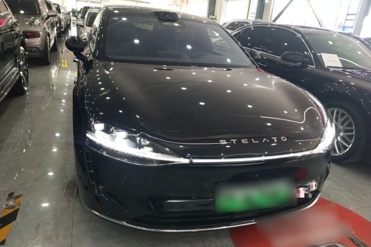 鸿蒙智行 享界S9 2024款 纯电 Ultra 四驱旗舰版车身外观2