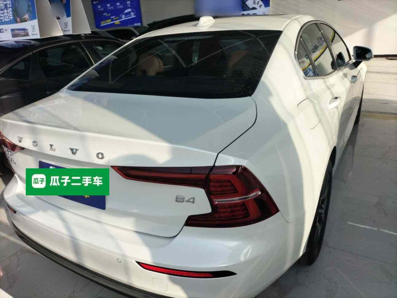 沃尔沃S60 2026款 B4 智逸豪华版(4)