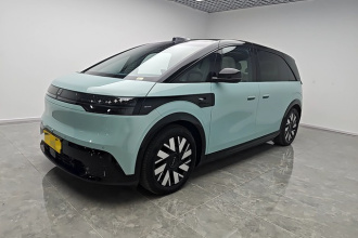 极氪MIX 2025款 长续航智驾版