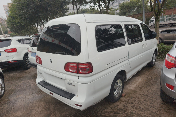 东风风行 菱智 2020款 M5L 1.6L 实用型车身外观7