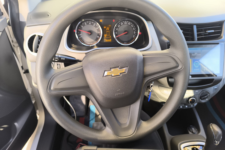 雪佛兰 2015款 赛欧3 1.3L AMT理想版中控内饰13