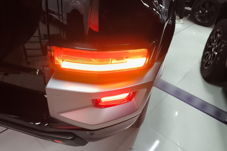 坦克700新能源 2024款 Hi4-T 极境版车身外观9