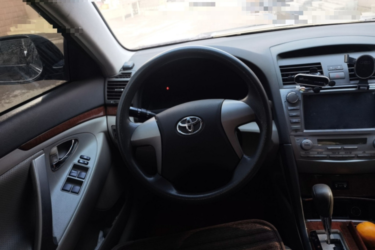 丰田 凯美瑞 2013款 200E 经典精英版中控内饰13