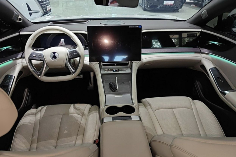 腾势Z9 2024款 1100km 四驱Max版局部细节41