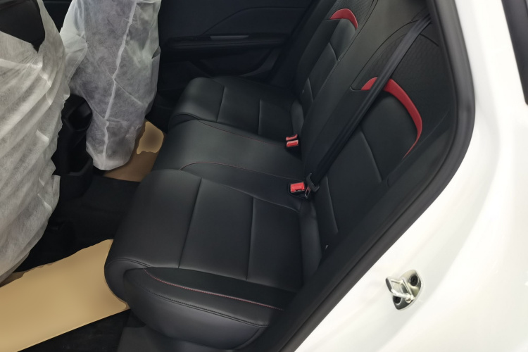 名爵 MG5 2025款 180DVVT 全球抢先版中控内饰21