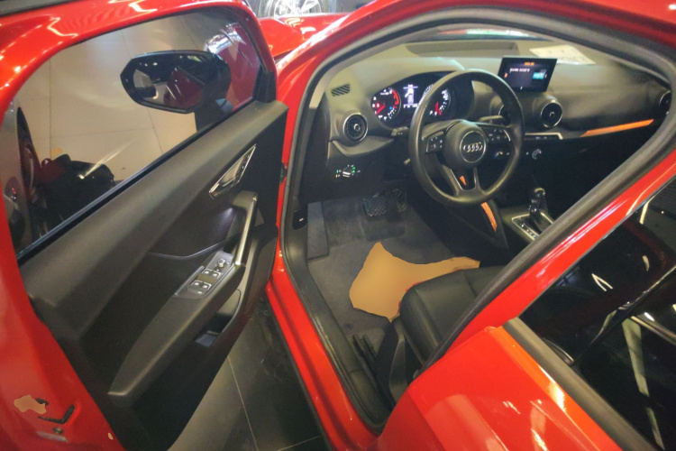 奥迪Q2L 2018款 35 TFSI 上市专享版 国VI中控内饰20