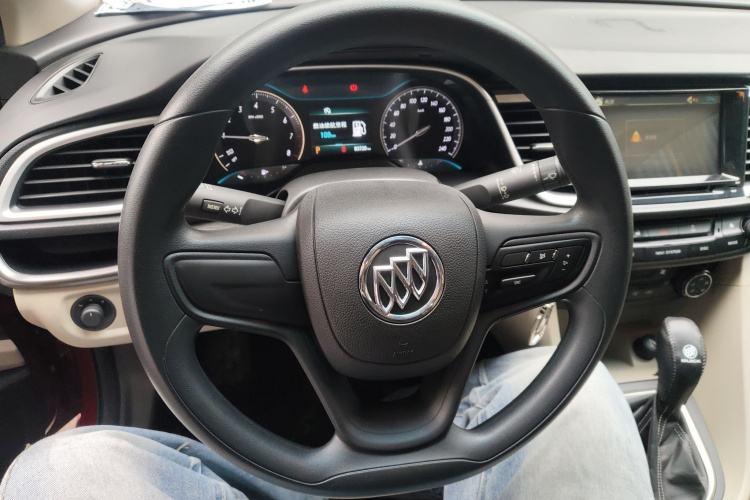 别克 英朗 2016款 15N 自动精英型局部细节13