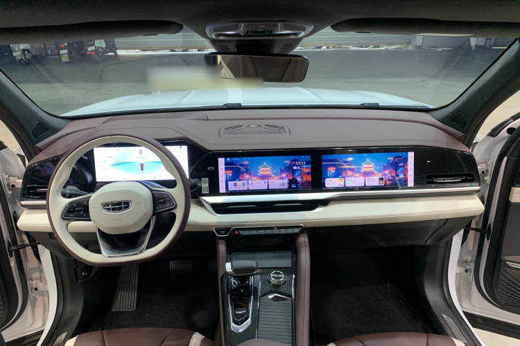吉利汽车 星越L 2024款 2.0TD 高功自动两驱云起版中控内饰7003