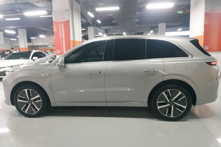 理想汽车 理想L6 2024款 Pro车身外观4