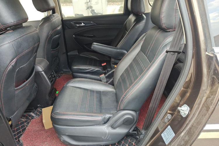 长安欧尚A800 2017款 1.6L 手动标准型中控内饰21