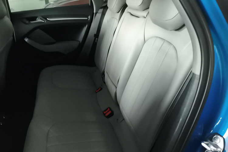 奥迪A3 2017款 Sportback 35 TFSI 进取型中控内饰21