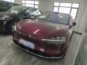 鸿蒙智行 享界S9 2024款 纯电 Ultra 四驱旗舰版