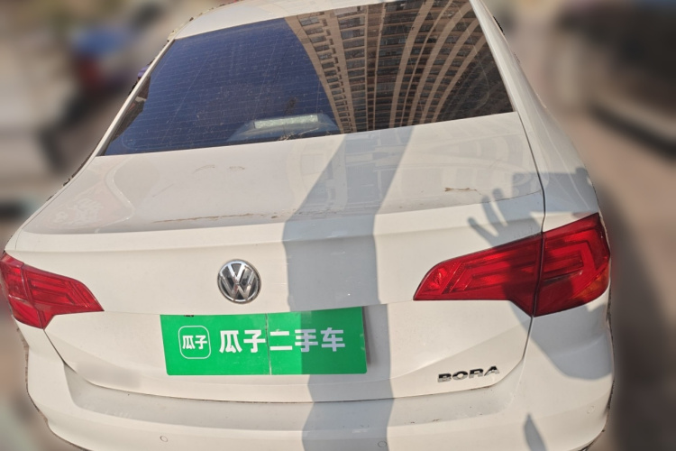 大众 宝来 2018款 1.5L 手动时尚型车身外观6