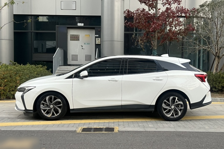 别克 微蓝6 2020款 互联智享型 PLUS车身外观6006