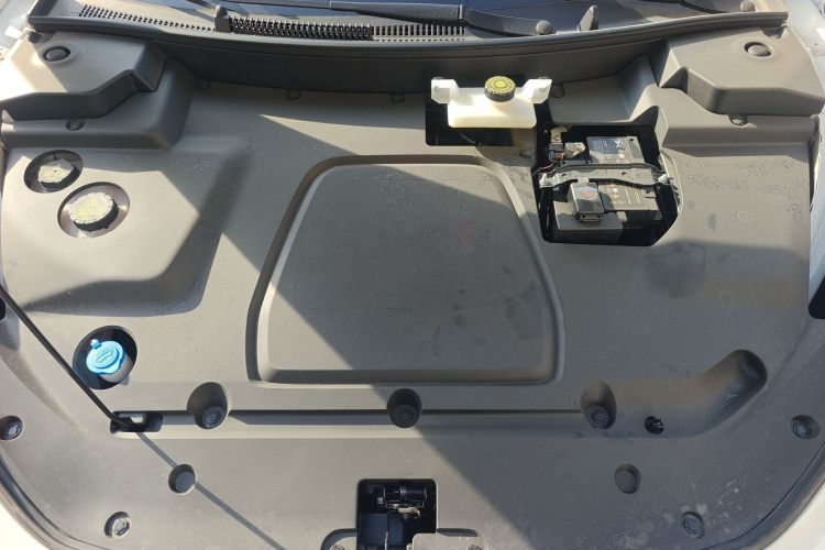 小鹏MONA M03 2024款 515 长续航机舱底盘24