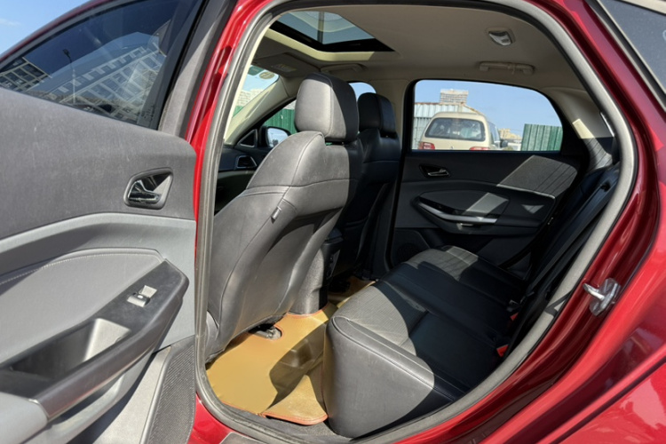 福特 福睿斯 2015款 1.5L 自动时尚型中控内饰7009