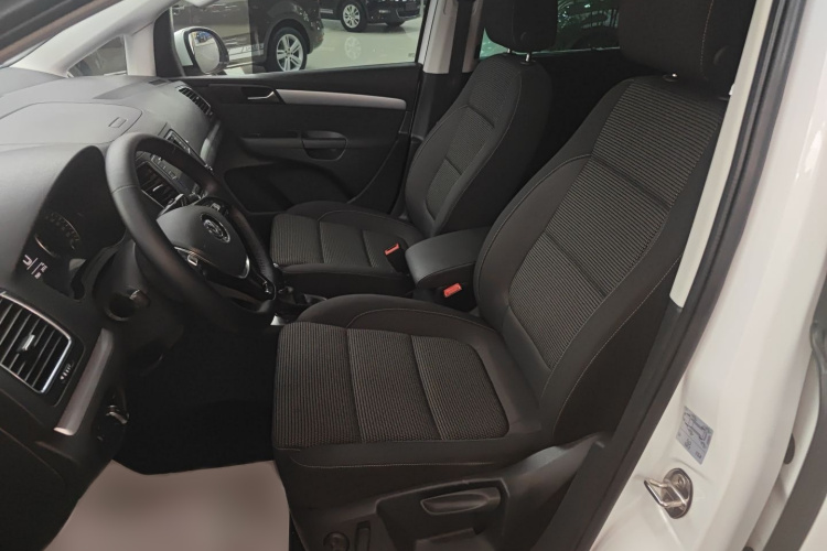 大众 夏朗 2018款 380TSI 舒享型 7座局部细节19