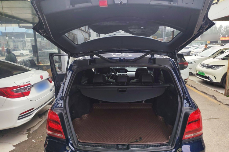 奔驰GLK级 2015款 GLK 260 4MATIC 动感型 极致版中控内饰23