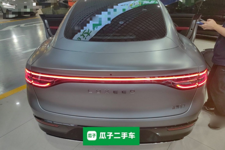 鸿蒙智行 智界S7 2024款 Max 后驱长航智驾版车身外观6004