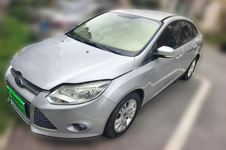 福特 福克斯 2012款 三厢 1.6L 自动舒适型车身外观1