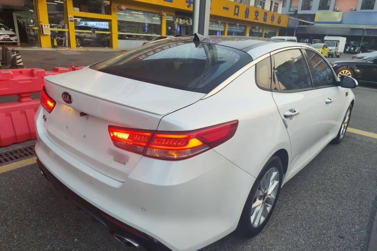 起亚K5 2016款 1.6T 自动LUX车身外观7