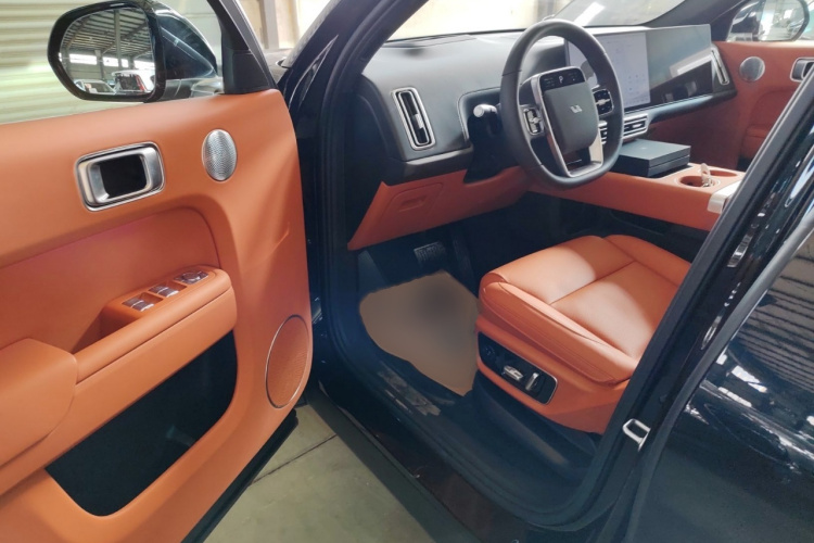 理想汽车 理想L7 2025款 Max 智能焕新版中控内饰7003