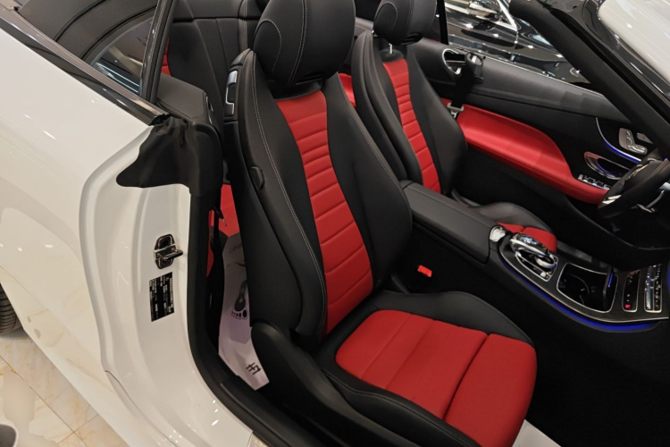 奔驰E级(进口) 2023款 E 260 敞篷轿跑车局部细节41