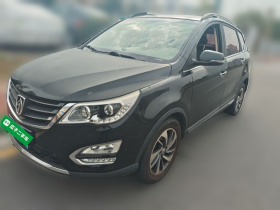宝骏560 2015款 1.8L 手动豪华型