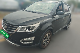 宝骏560 2015款 1.8L 手动豪华型