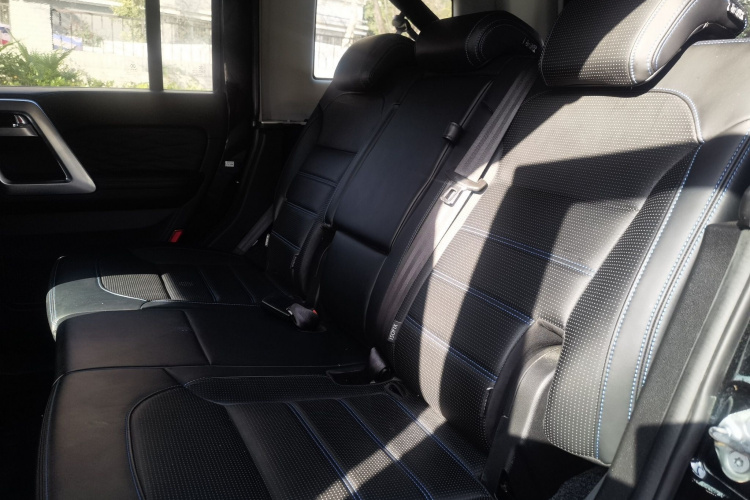 北京越野 北京BJ40 2019款 PLUS 2.3T 自动四驱旗舰版 国VI中控内饰21