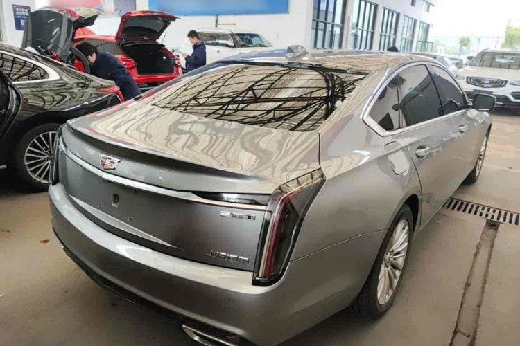 凯迪拉克CT6 2023款 28T 风尚型车身外观6002