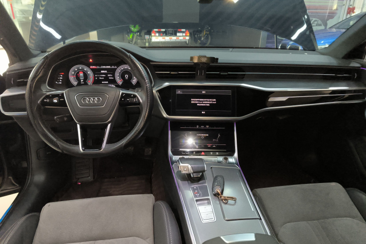 奥迪A6L 2023款 40 TFSI 豪华动感型中控内饰12